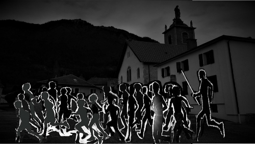 retour au centre 00 l'église.JPG